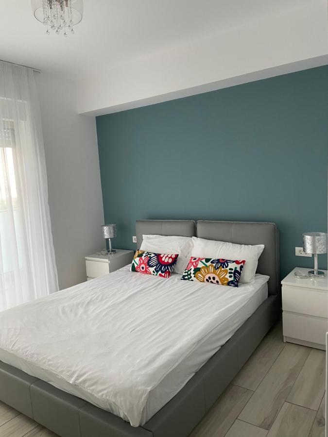 Vela Luxury Sea View Apartments - Marina Surf Navodari Exterior photo